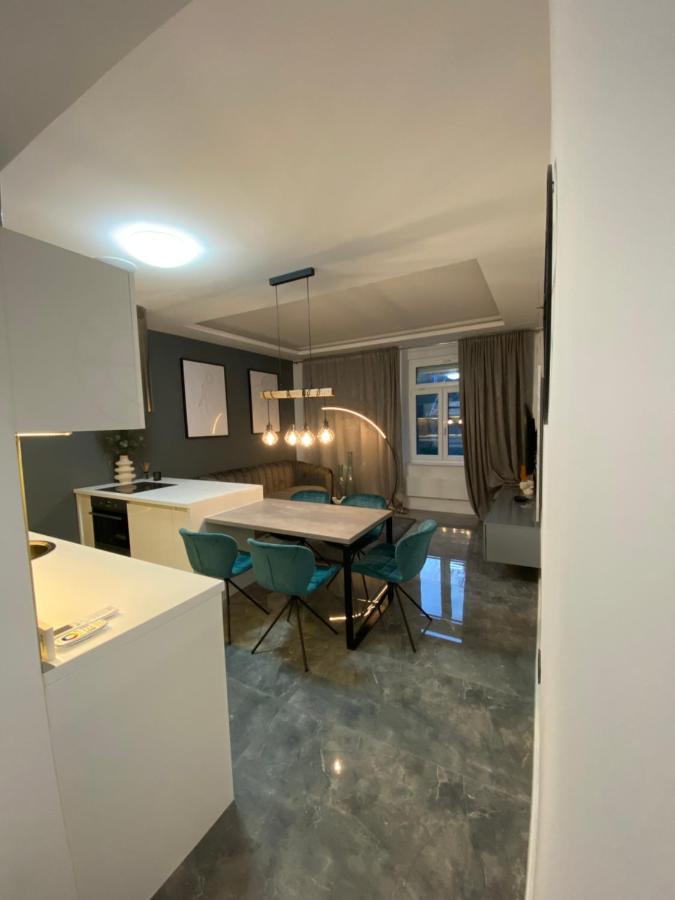Apartman Tinea 萨格勒布 外观 照片